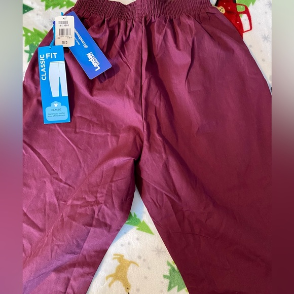 These are a brand new pair of Landau essentials scrub pants. They are unisex. - Picture 2 of 5